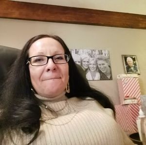 Meet your Posher, Jewel